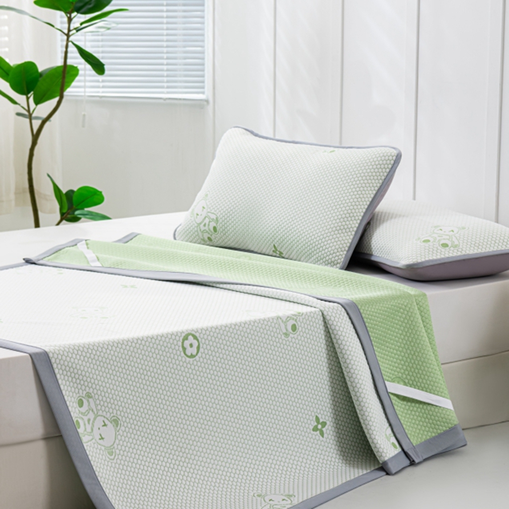 91家纺网 家纺一手货源 找家纺 观月轩家纺 2025新款亲肤舒适冰豆豆凉感席 凉席席子 暴力熊-水绿色