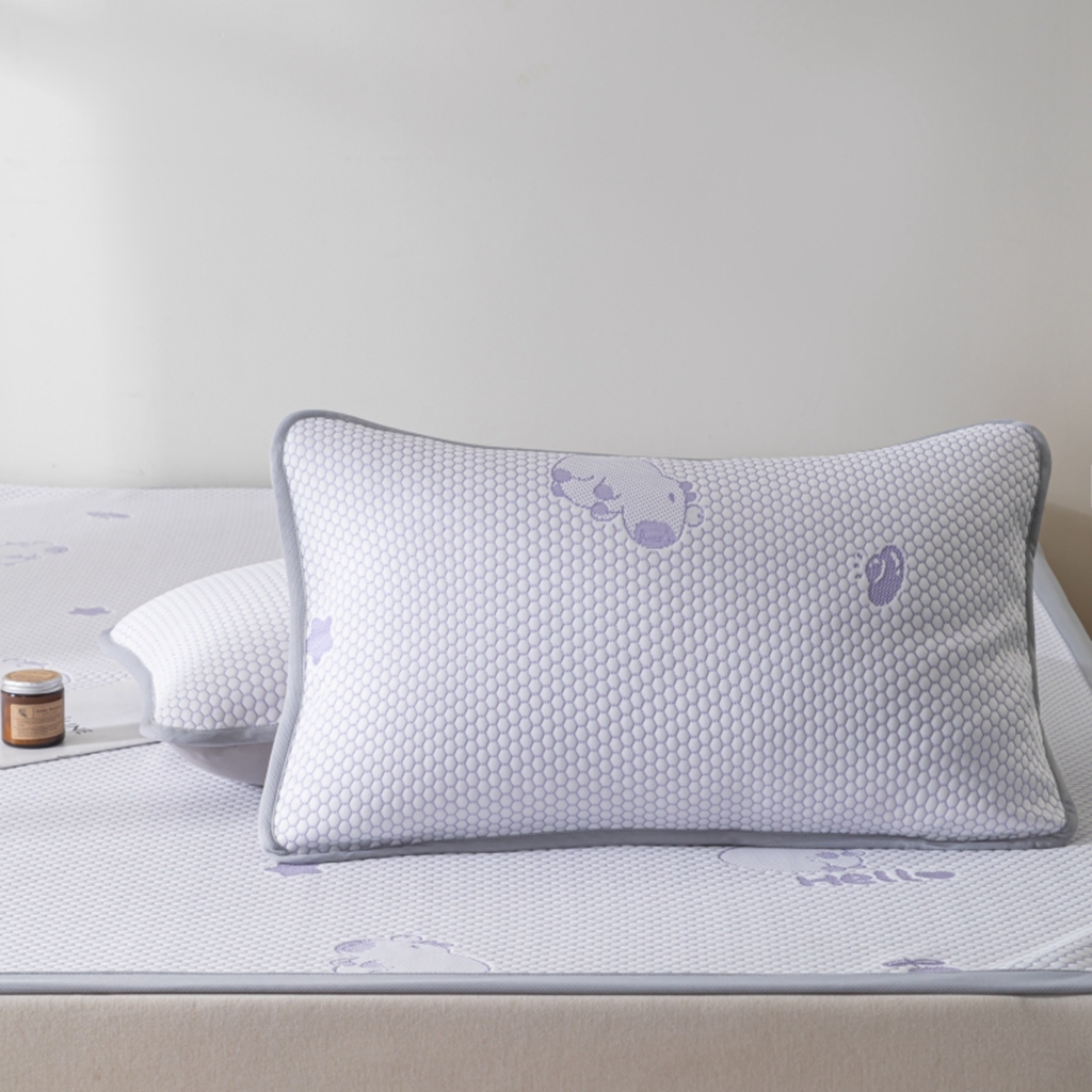 91家纺网 家纺一手货源 找家纺 观月轩家纺 2025新款亲肤舒适冰豆豆凉感席 凉席席子 卡皮巴拉-千黛紫