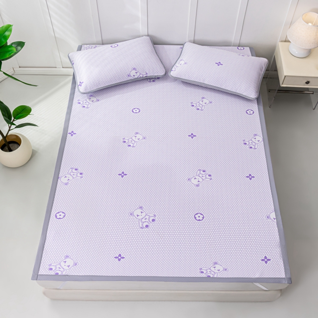 91家纺网 家纺一手货源 找家纺 观月轩家纺 2025新款亲肤舒适冰豆豆凉感席 凉席席子 暴力熊-千黛紫