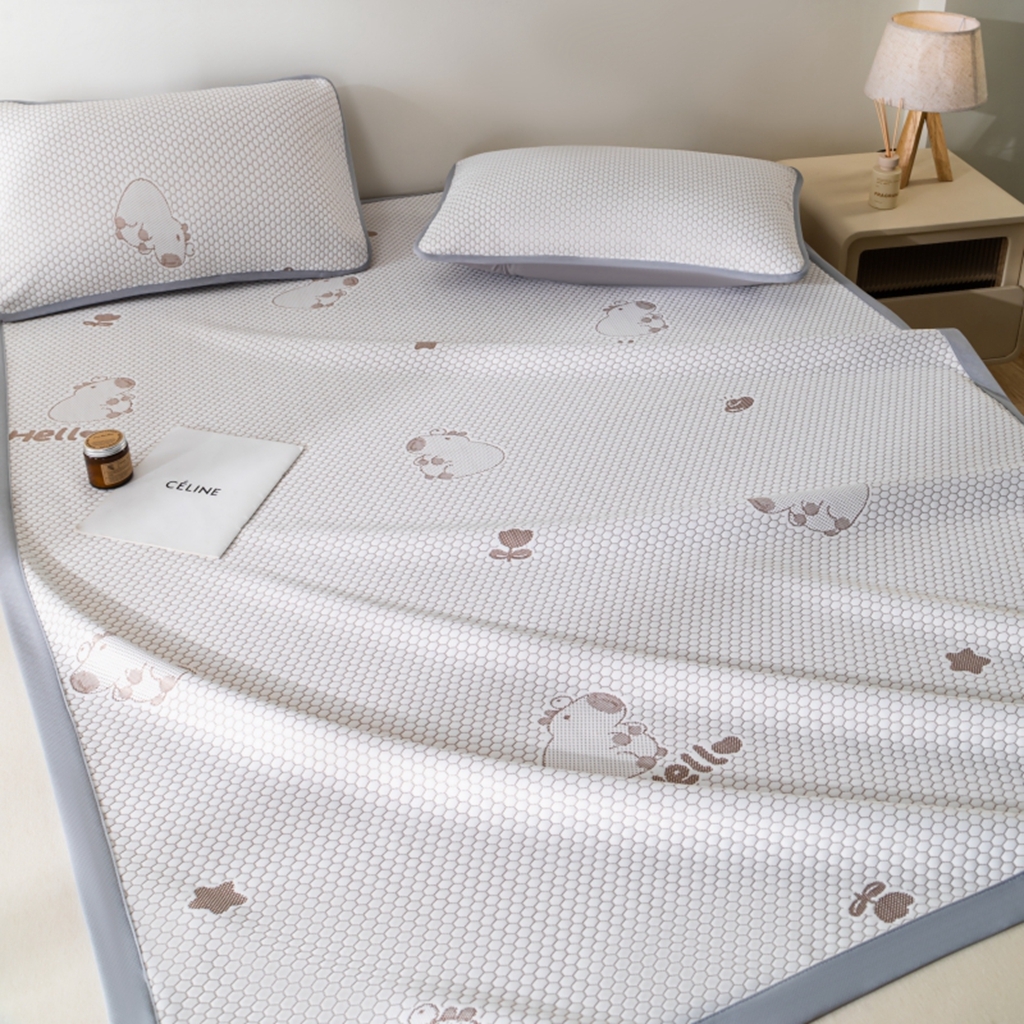 91家纺网 家纺一手货源 找家纺 观月轩家纺 2025新款亲肤舒适冰豆豆凉感席 凉席席子 卡皮巴拉-浅咖色