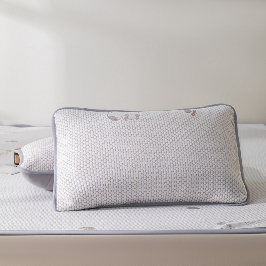 91家纺网 家纺一手货源 找家纺 观月轩家纺 2025新款亲肤舒适冰豆豆凉感席 凉席席子 卡皮巴拉-浅咖色