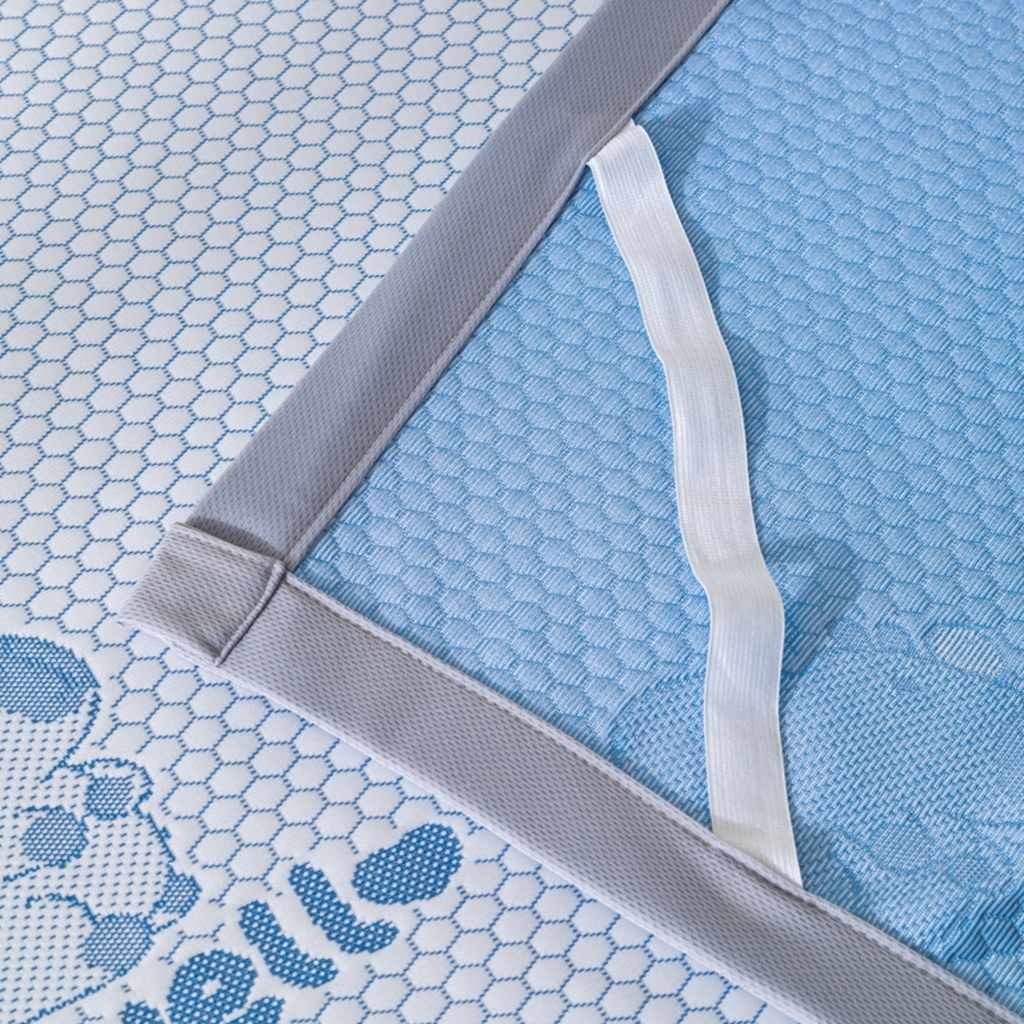 91家纺网 家纺一手货源 找家纺 观月轩家纺 2025新款亲肤舒适冰豆豆凉感席 凉席席子 卡皮巴拉-天蓝色