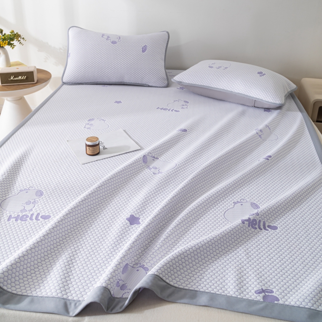 91家纺网 家纺一手货源 找家纺 观月轩家纺 2025新款亲肤舒适冰豆豆凉感席 凉席席子 卡皮巴拉-千黛紫