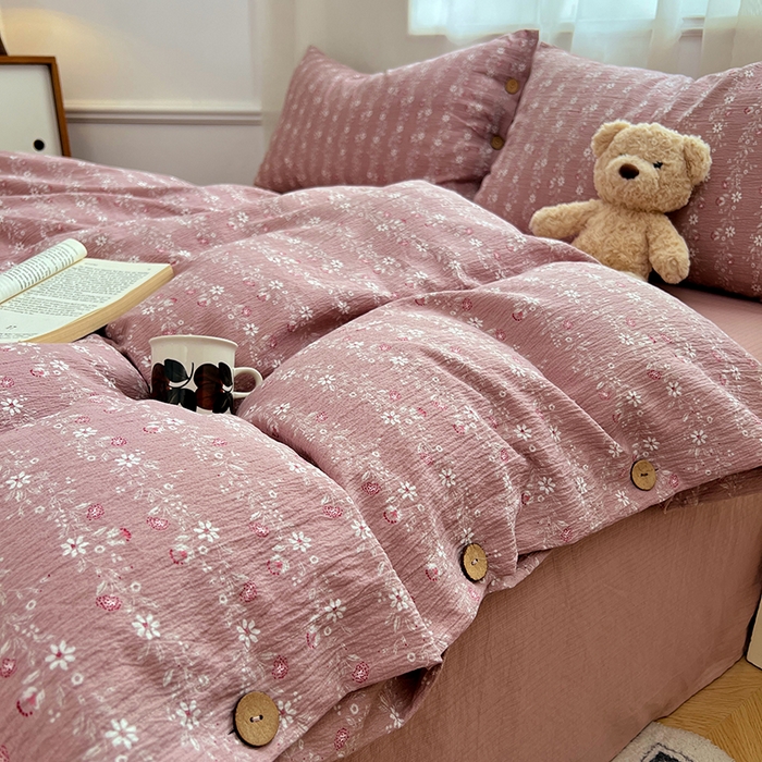 91家纺网 家纺一手货源 找家纺 优佳优品 2025秋冬新款A类高克重亚麻复古侘季风复麻系列四件套 紫菱粉蔓