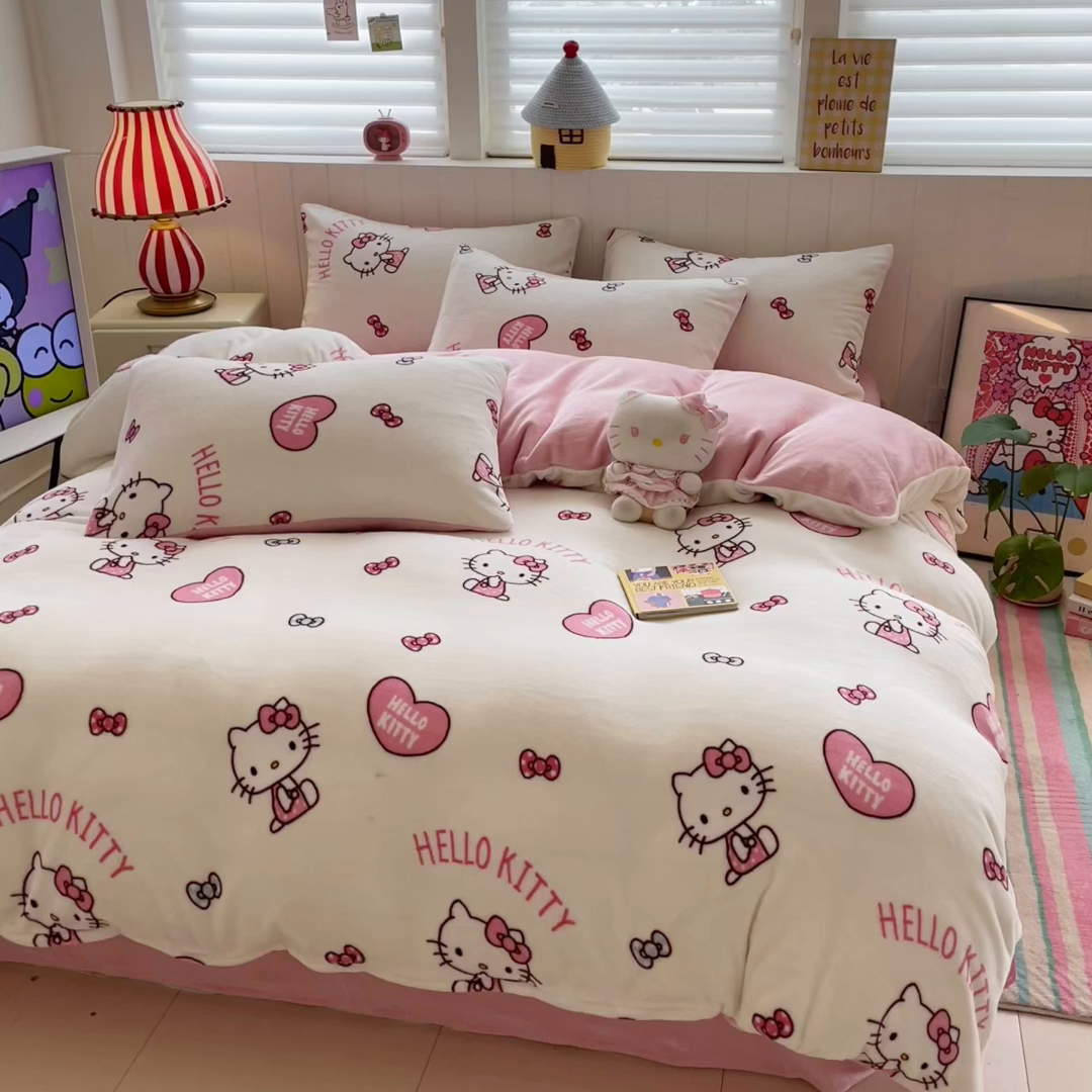 91家纺网 家纺一手货源 找家纺 桃子家居 2025新款A类正版三丽鸥授权卡通加厚高克重牛奶绒系列四件套 绒三丽鸥-奶油kitty