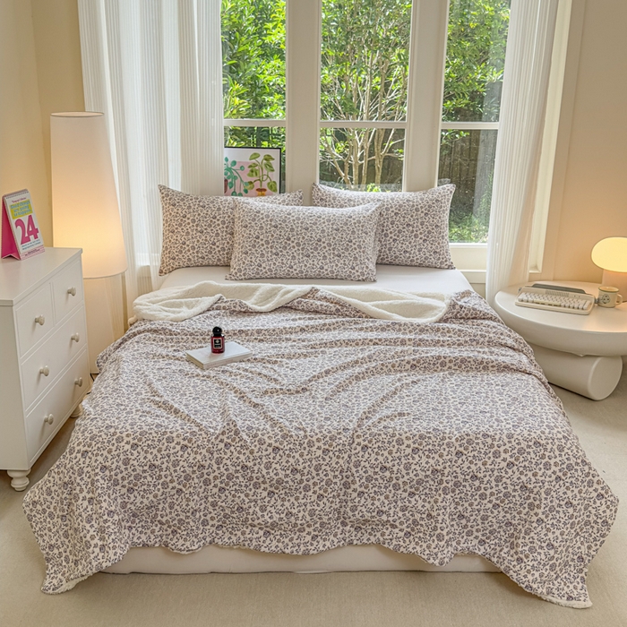 91家纺网 家纺一手货源 找家纺 布柔 2025新款原麻皱皱纱羊羔绒双层毛毯多功能盖毯午睡沙发毯子 晴雪盖毯