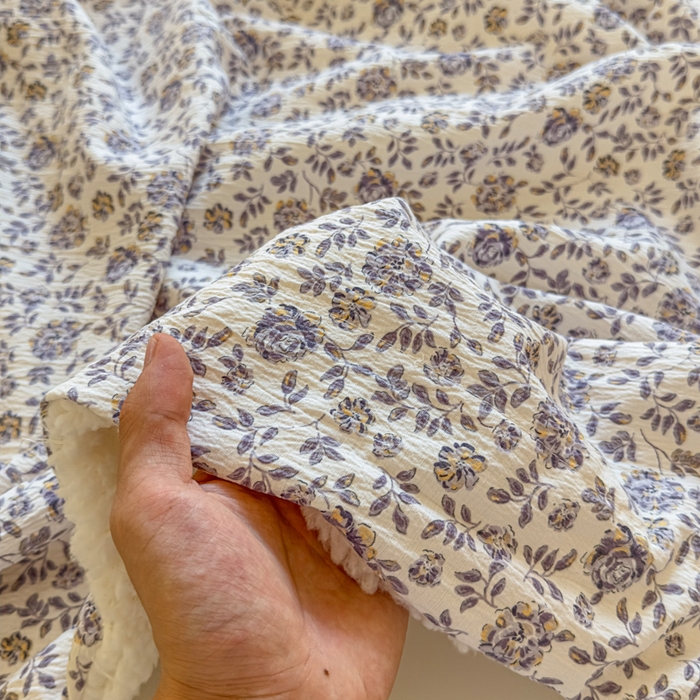 91家纺网 家纺一手货源 找家纺 布柔 2025新款原麻皱皱纱羊羔绒双层毛毯多功能盖毯午睡沙发毯子 晴雪盖毯