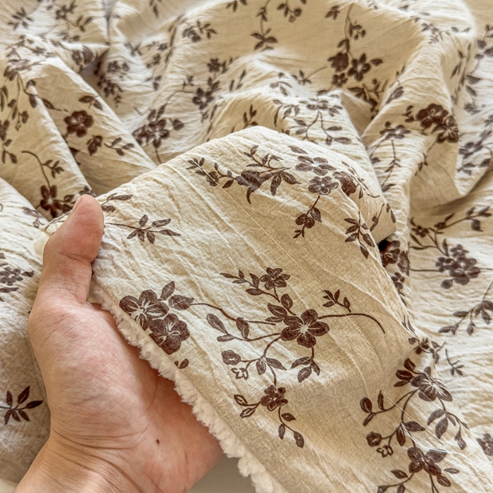 91家纺网 家纺一手货源 找家纺 布柔 2025新款原麻皱皱纱羊羔绒双层毛毯多功能盖毯午睡沙发毯子 秋序盖毯