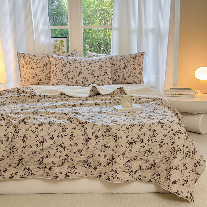 91家纺网 家纺一手货源 找家纺 布柔 2025新款原麻皱皱纱羊羔绒双层毛毯多功能盖毯午睡沙发毯子 秋序盖毯