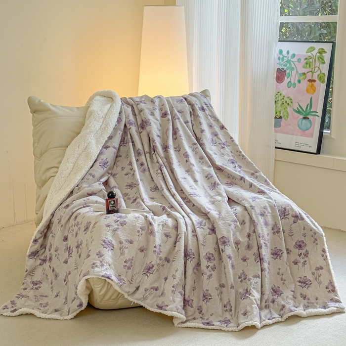 91家纺网 家纺一手货源 找家纺 布柔 2025新款原麻皱皱纱羊羔绒双层毛毯多功能盖毯午睡沙发毯子 暗香盖毯