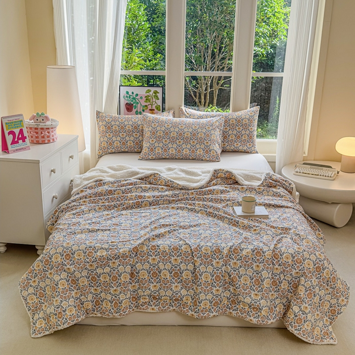 91家纺网 家纺一手货源 找家纺 布柔 2025新款原麻皱皱纱羊羔绒双层毛毯多功能盖毯午睡沙发毯子 春半盖毯