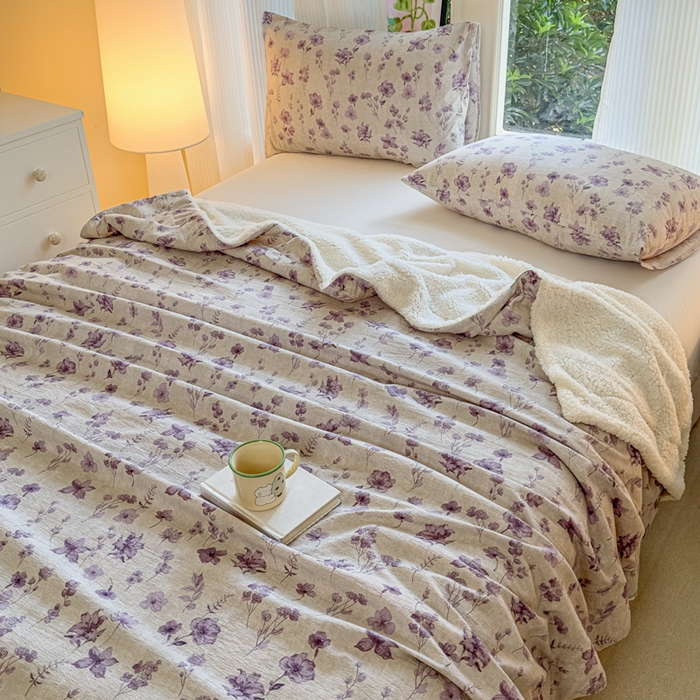 91家纺网 家纺一手货源 找家纺 布柔 2025新款原麻皱皱纱羊羔绒双层毛毯多功能盖毯午睡沙发毯子 暗香盖毯