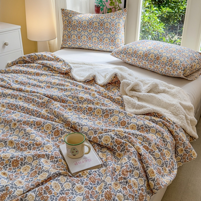 91家纺网 家纺一手货源 找家纺 布柔 2025新款原麻皱皱纱羊羔绒双层毛毯多功能盖毯午睡沙发毯子 春半盖毯