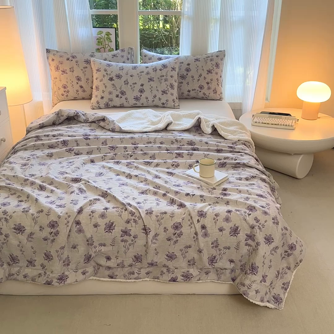 91家纺网 家纺一手货源 找家纺 布柔 2025新款原麻皱皱纱羊羔绒双层毛毯多功能盖毯午睡沙发毯子 暗香盖毯