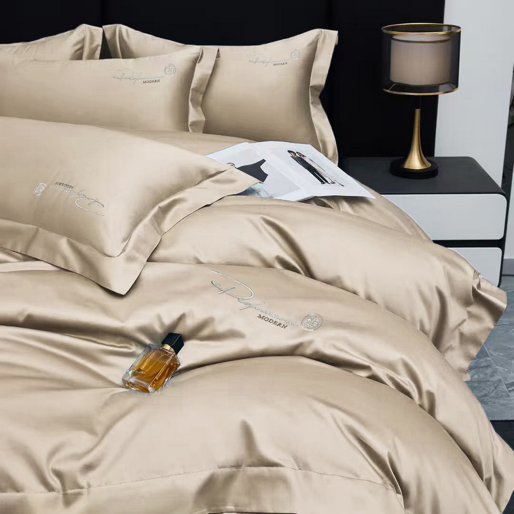 91家纺网 家纺一手货源 找家纺 玖玖爱家纺 2025新款100支新疆长绒棉四件套-巴黎之夜 巴黎之夜-米棕