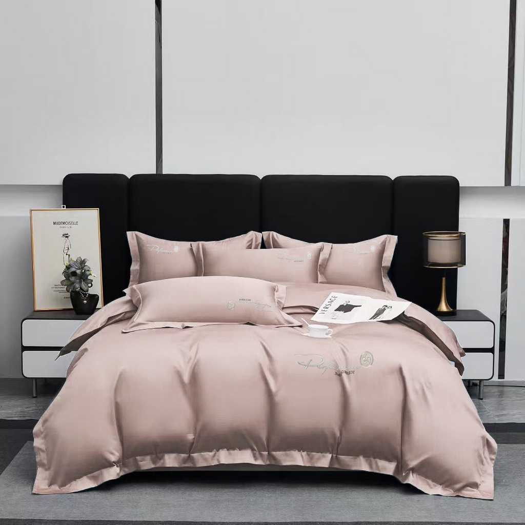 91家纺网 家纺一手货源 找家纺 玖玖爱家纺 2025新款100支新疆长绒棉四件套-巴黎之夜 巴黎之夜-浅粉