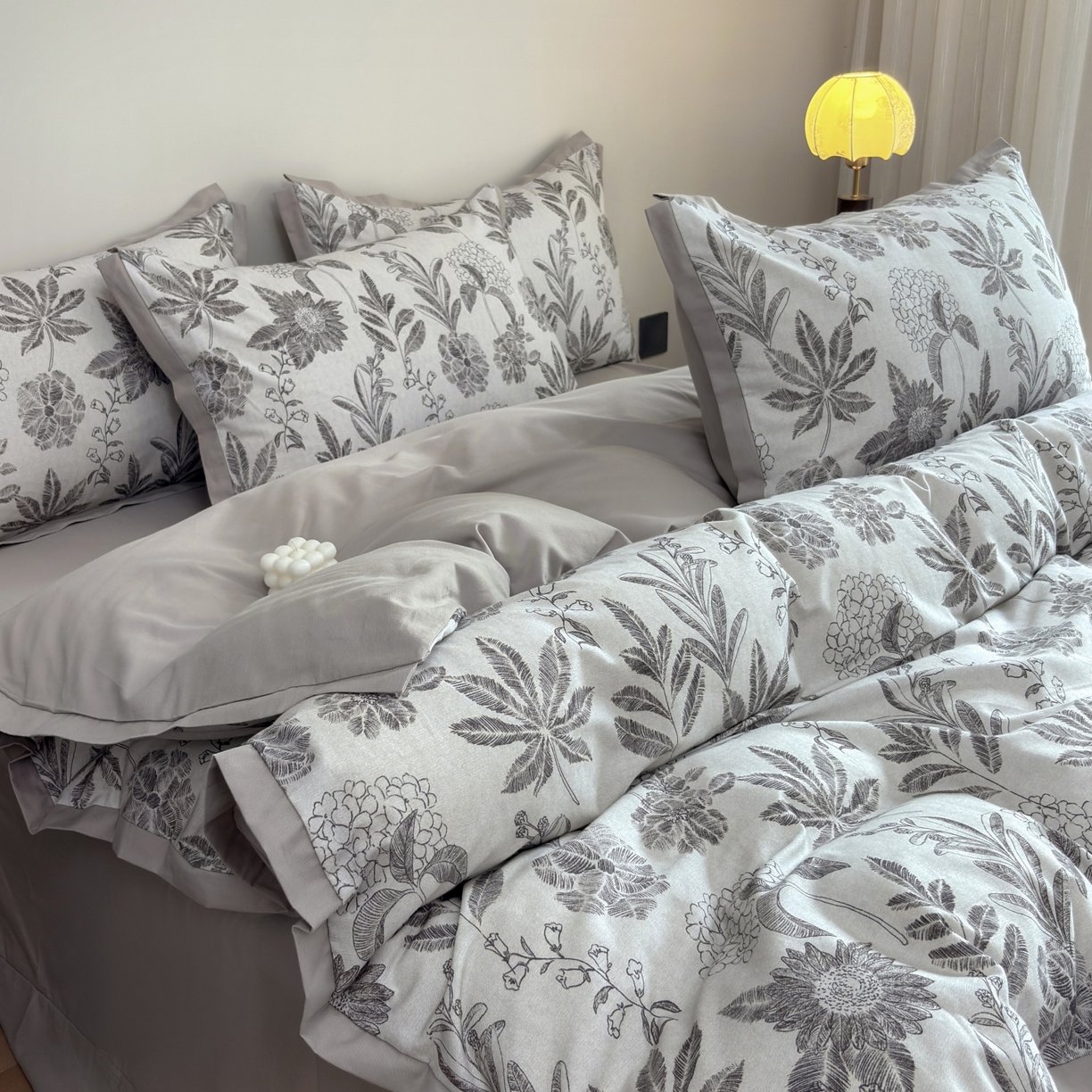 91家纺网 家纺一手货源 找家纺 未来家居 2025新款秋冬全棉加厚磨毛纯色印花缺角工艺系列高端礼盒包装四件套 南非庄园-咖