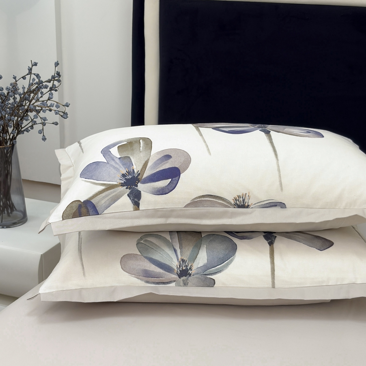 91家纺网 家纺一手货源 找家纺 未来家居 2025新款秋冬全棉加厚磨毛纯色印花缺角工艺系列高端礼盒包装四件套 茉白