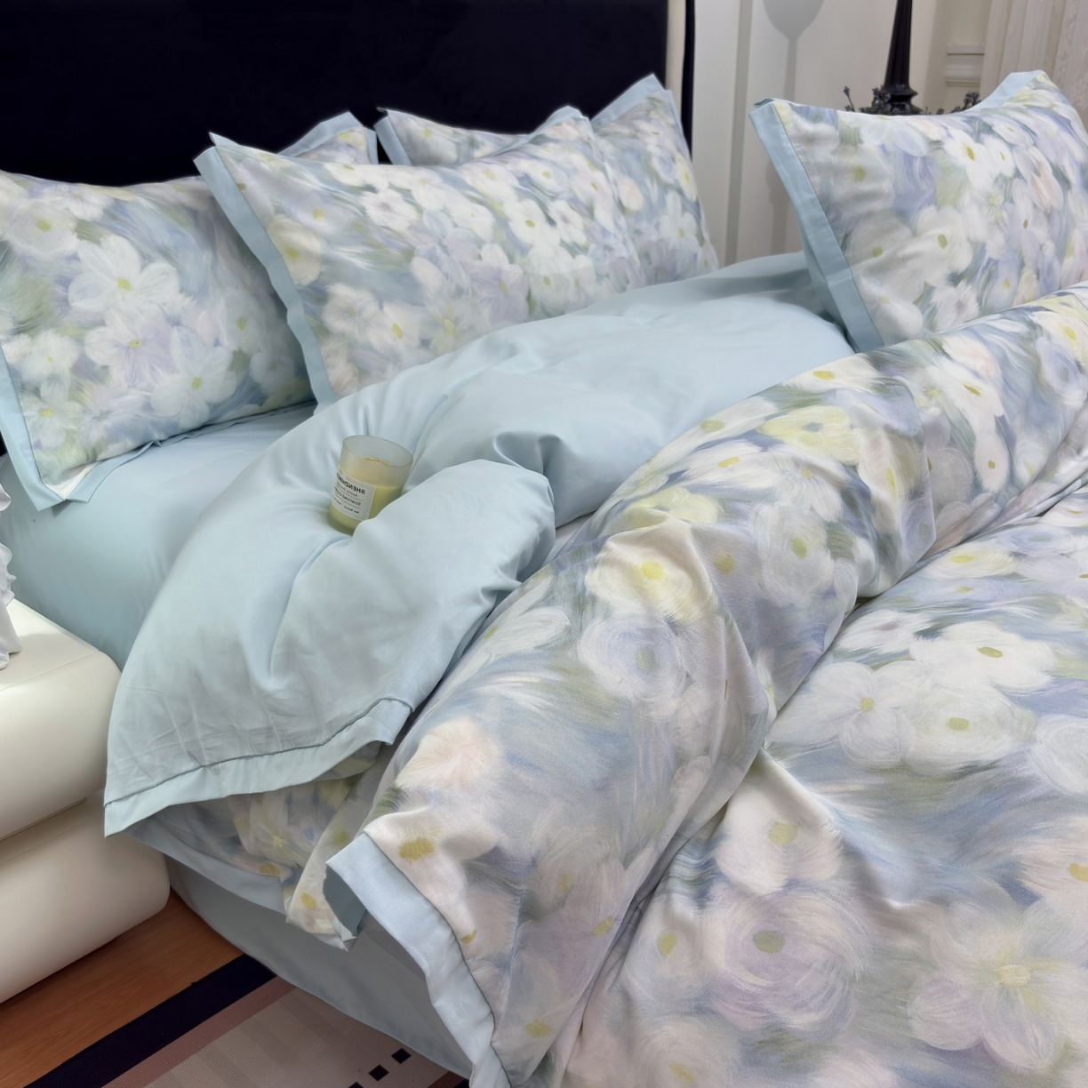 91家纺网 家纺一手货源 找家纺 未来家居 2025新款秋冬全棉加厚磨毛纯色印花缺角工艺系列高端礼盒包装四件套 春山花满-蓝