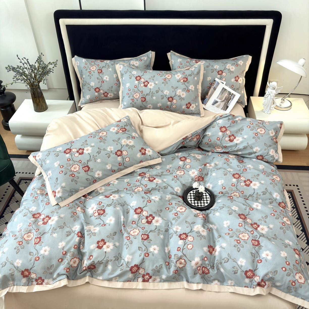 91家纺网 家纺一手货源 找家纺 未来家居 2025新款秋冬全棉加厚磨毛纯色印花缺角工艺系列高端礼盒包装四件套 兰茵-蓝