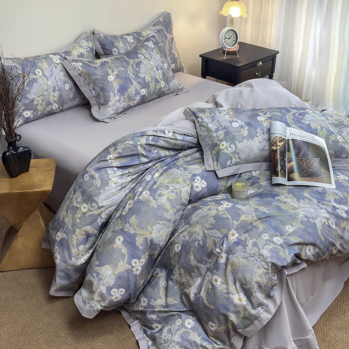 91家纺网 家纺一手货源 找家纺 未来家居 2025新款秋冬全棉加厚磨毛纯色印花缺角工艺系列高端礼盒包装四件套 若芙-蓝