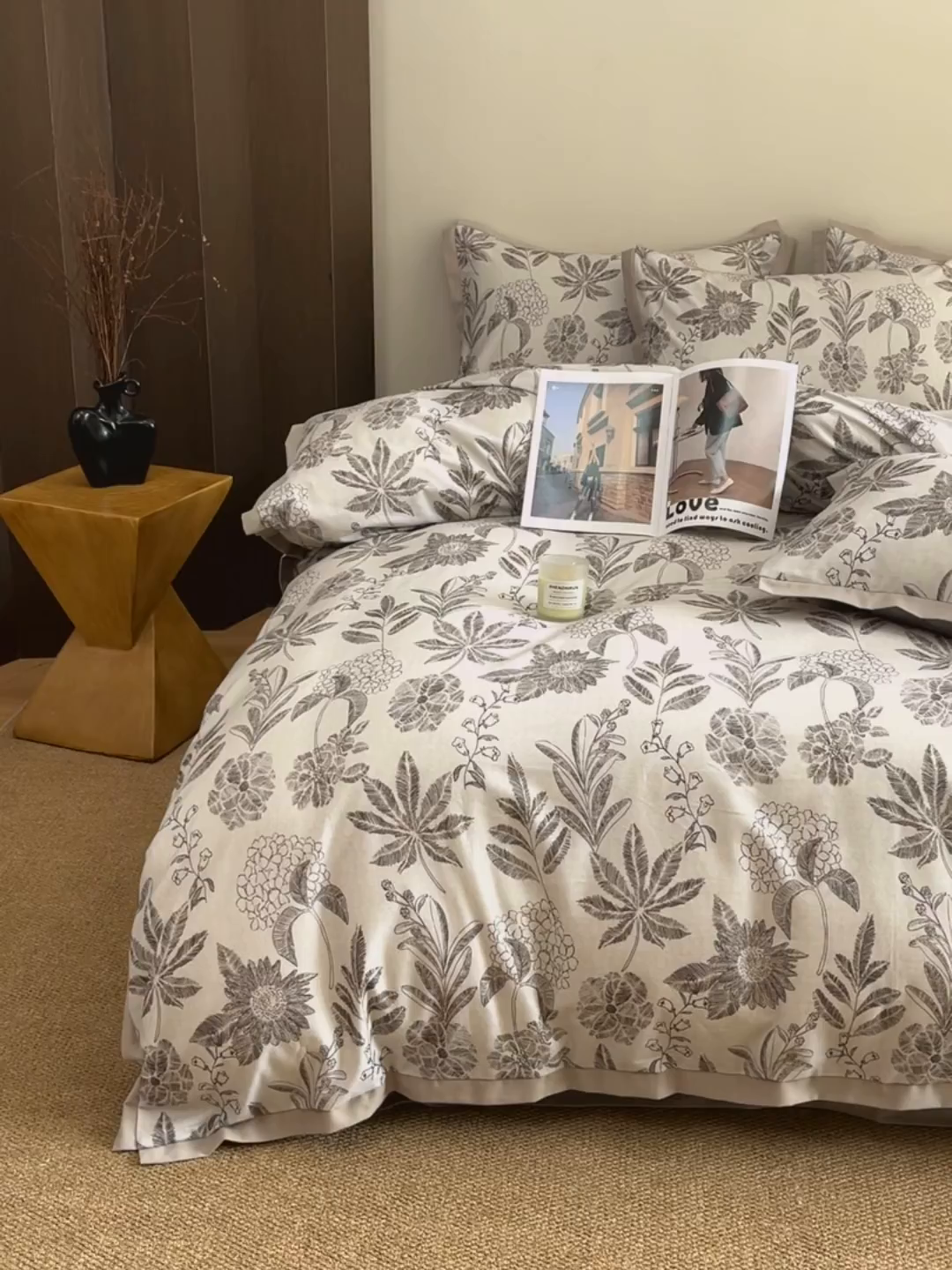 91家纺网 家纺一手货源 找家纺 未来家居 2025新款秋冬全棉加厚磨毛纯色印花缺角工艺系列高端礼盒包装四件套 南非庄园-咖