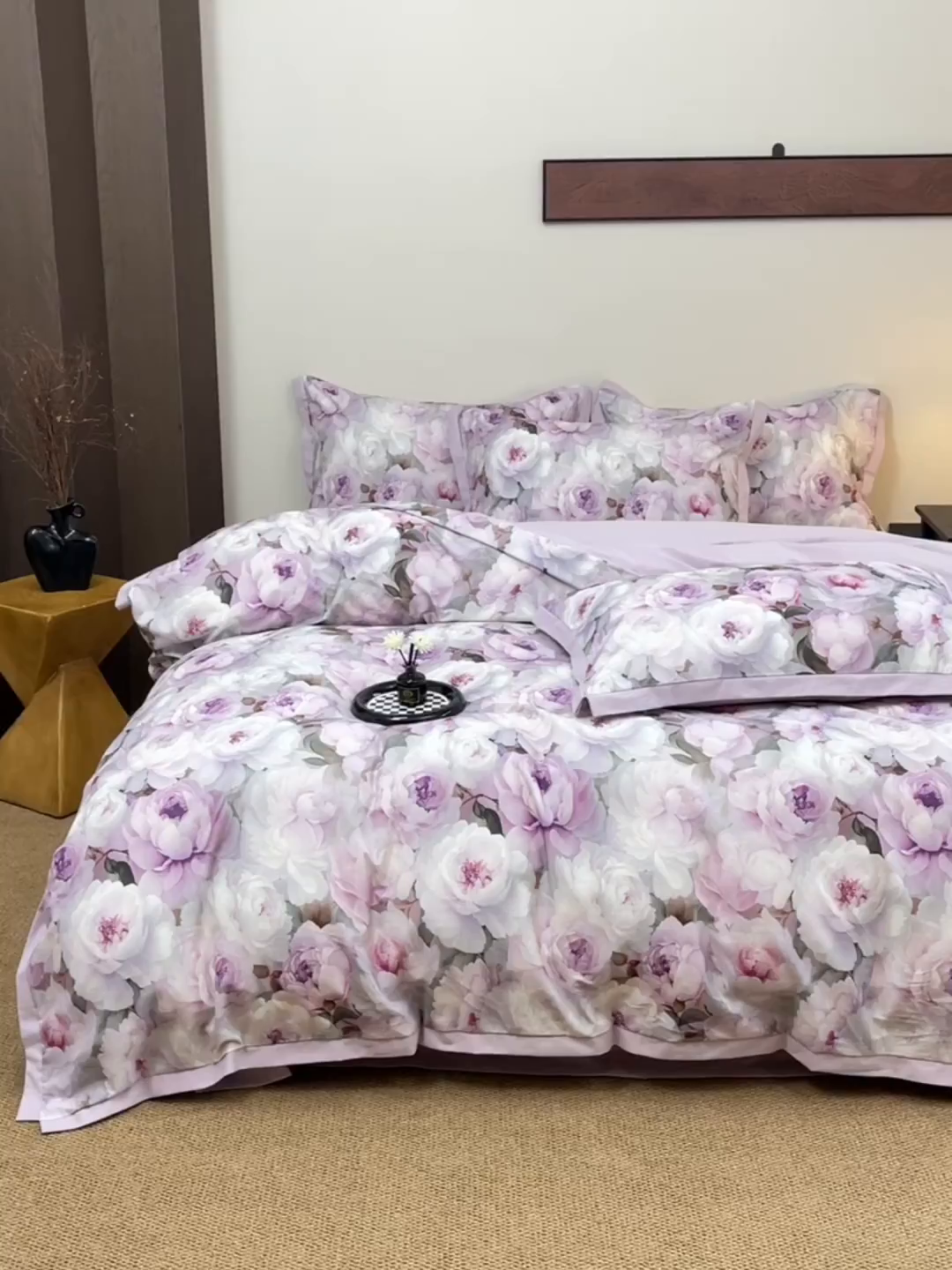 91家纺网 家纺一手货源 找家纺 未来家居 2025新款秋冬全棉加厚磨毛纯色印花缺角工艺系列高端礼盒包装四件套 美荏-紫