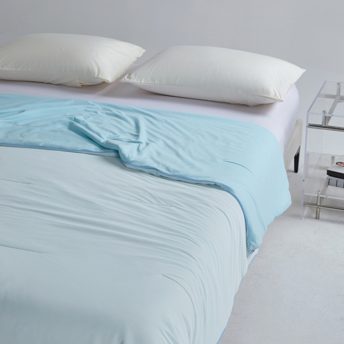 91家纺网 家纺一手货源 找家纺 观月轩家纺 2025新款双感控温pro蚕丝被夏被夏凉被空调被 浅蓝