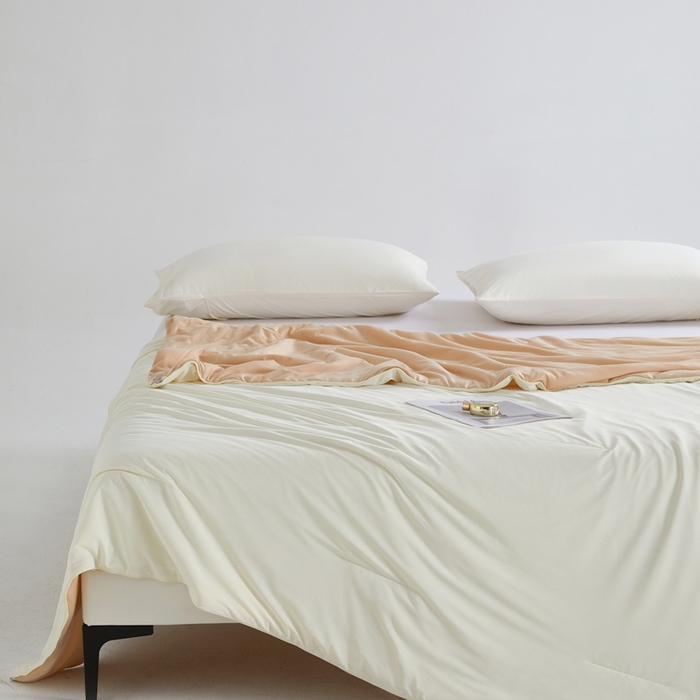 91家纺网 家纺一手货源 找家纺 观月轩家纺 2025新款双感控温pro蚕丝被夏被夏凉被空调被 米黄