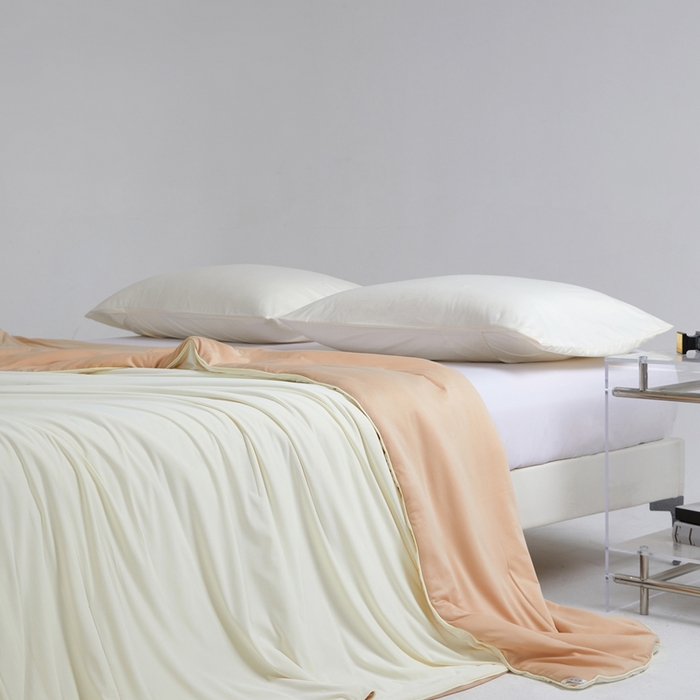 91家纺网 家纺一手货源 找家纺 观月轩家纺 2025新款双感控温pro蚕丝被夏被夏凉被空调被 米黄