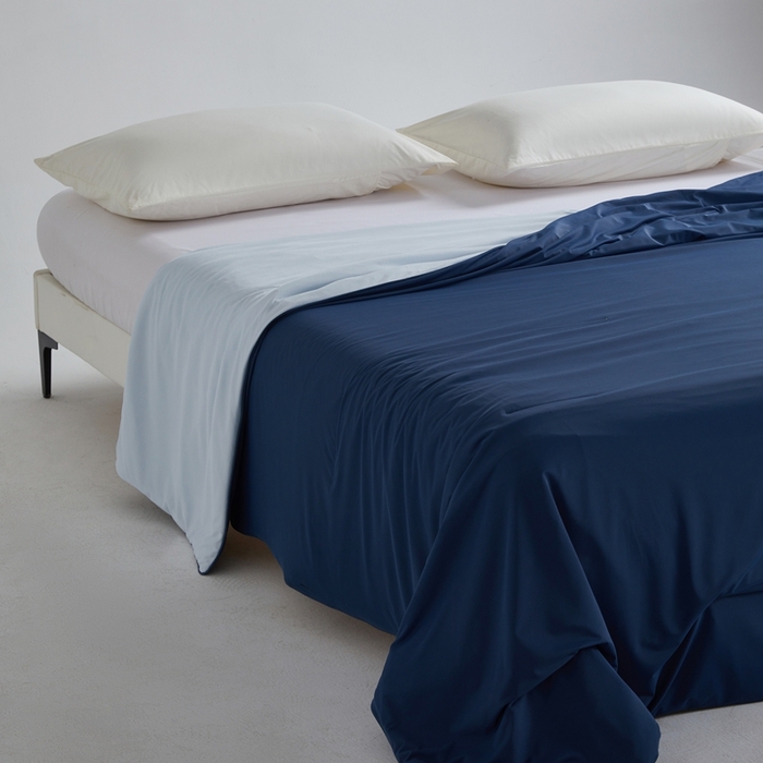 91家纺网 家纺一手货源 找家纺 观月轩家纺 2025新款双感控温pro蚕丝被夏被夏凉被空调被 深蓝