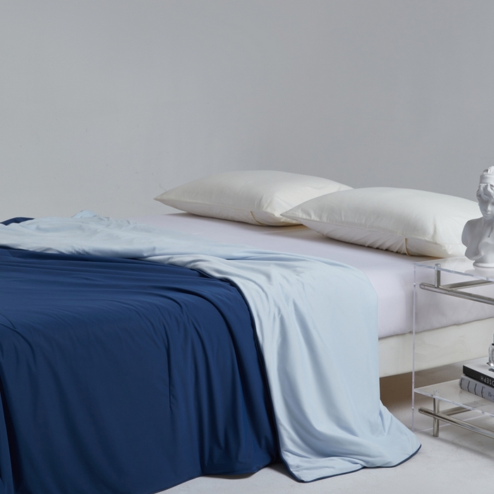 91家纺网 家纺一手货源 找家纺 观月轩家纺 2025新款双感控温pro蚕丝被夏被夏凉被空调被 深蓝