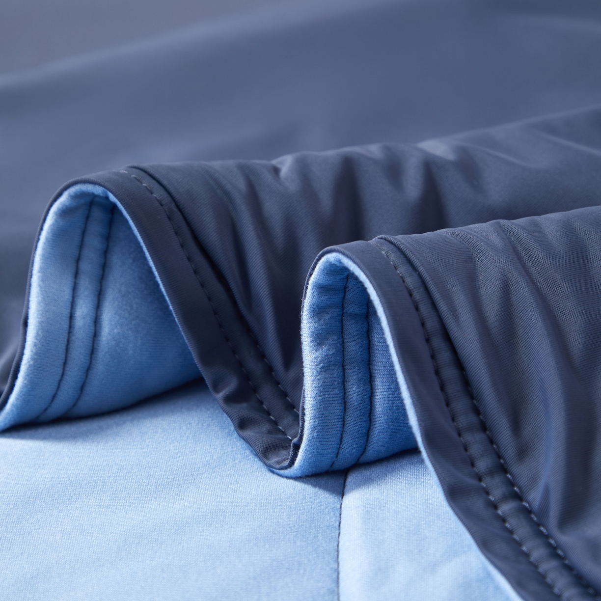 91家纺网 家纺一手货源 找家纺 （总）观月轩家纺 2025新款纯色星球同款深睡双感针织凉感夏被