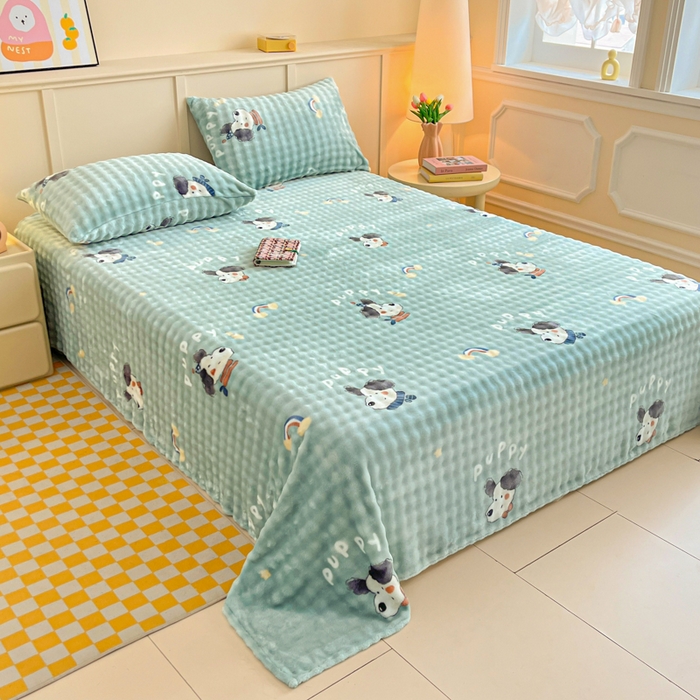 91家纺网 家纺一手货源 找家纺 爱屋及屋 2025新款牛奶泡泡绒印花单床单 床单单件 彩虹小狗