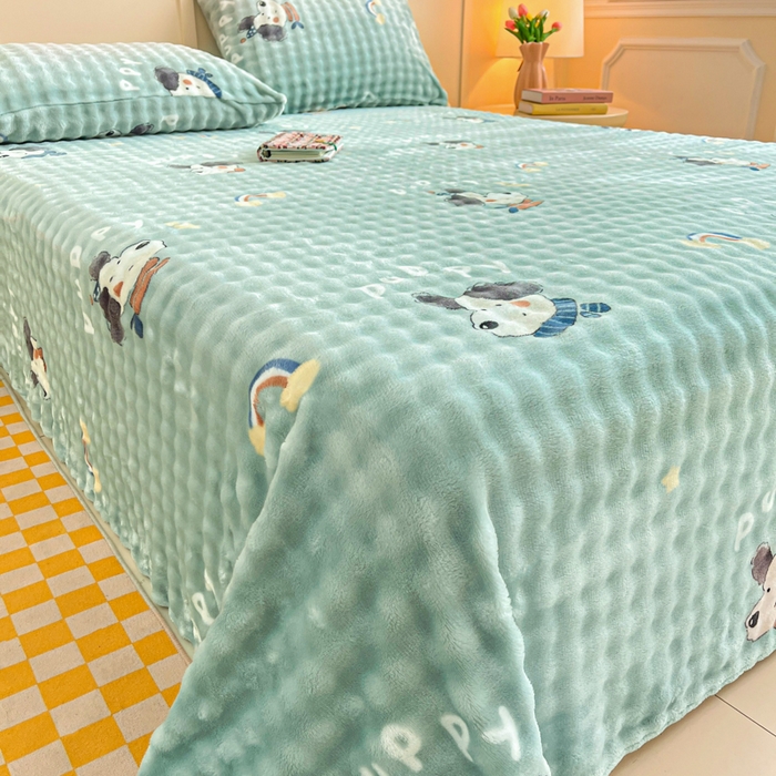 91家纺网 家纺一手货源 找家纺 爱屋及屋 2025新款牛奶泡泡绒印花单床单 床单单件 彩虹小狗