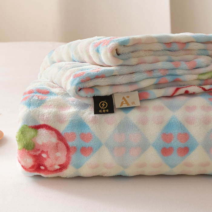 91家纺网 家纺一手货源 找家纺 爱屋及屋 2025新款牛奶泡泡绒印花单床单 床单单件 草莓格