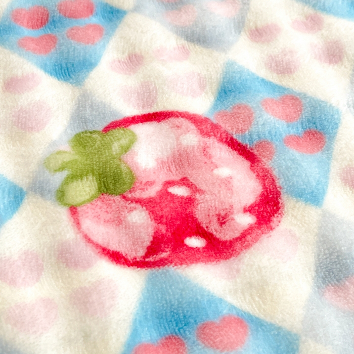 91家纺网 家纺一手货源 找家纺 爱屋及屋 2025新款牛奶泡泡绒印花单床单 床单单件 草莓格