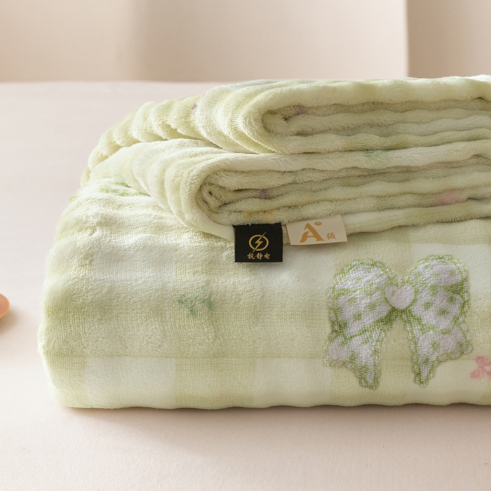 91家纺网 家纺一手货源 找家纺 爱屋及屋 2025新款牛奶泡泡绒印花单床单 床单单件 蝴蝶结-绿