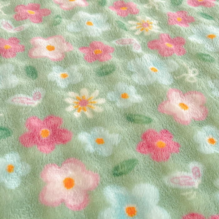 91家纺网 家纺一手货源 找家纺 爱屋及屋 2025新款牛奶泡泡绒印花单床单 床单单件 绿底小花