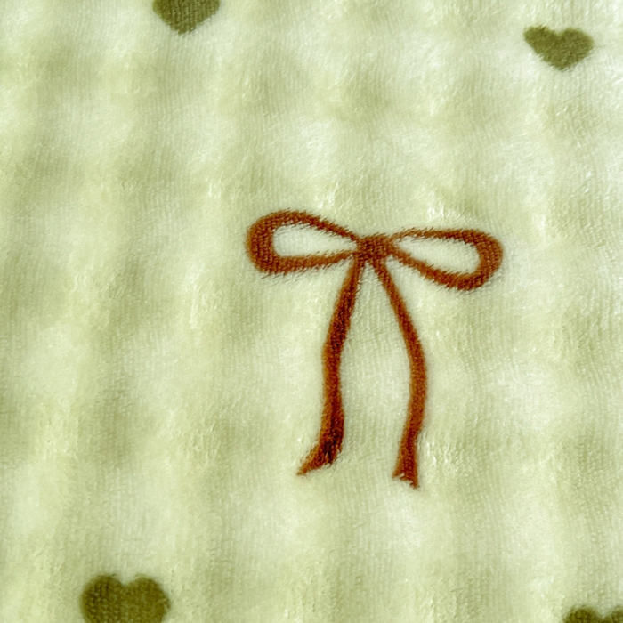 91家纺网 家纺一手货源 找家纺 爱屋及屋 2025新款牛奶泡泡绒印花单床单 床单单件 绿色爱心