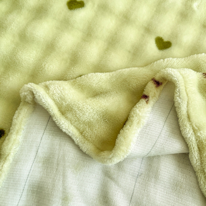 91家纺网 家纺一手货源 找家纺 爱屋及屋 2025新款牛奶泡泡绒印花单床单 床单单件 绿色爱心