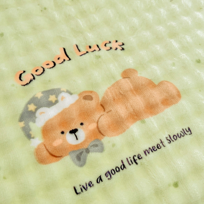 91家纺网 家纺一手货源 找家纺 爱屋及屋 2025新款牛奶泡泡绒印花单床单 床单单件 睡梦小熊