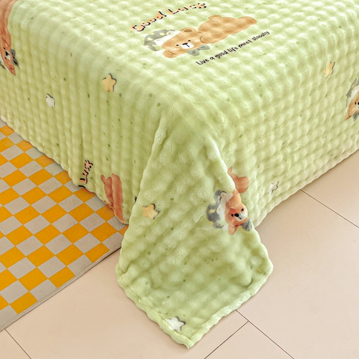 91家纺网 家纺一手货源 找家纺 爱屋及屋 2025新款牛奶泡泡绒印花单床单 床单单件 睡梦小熊