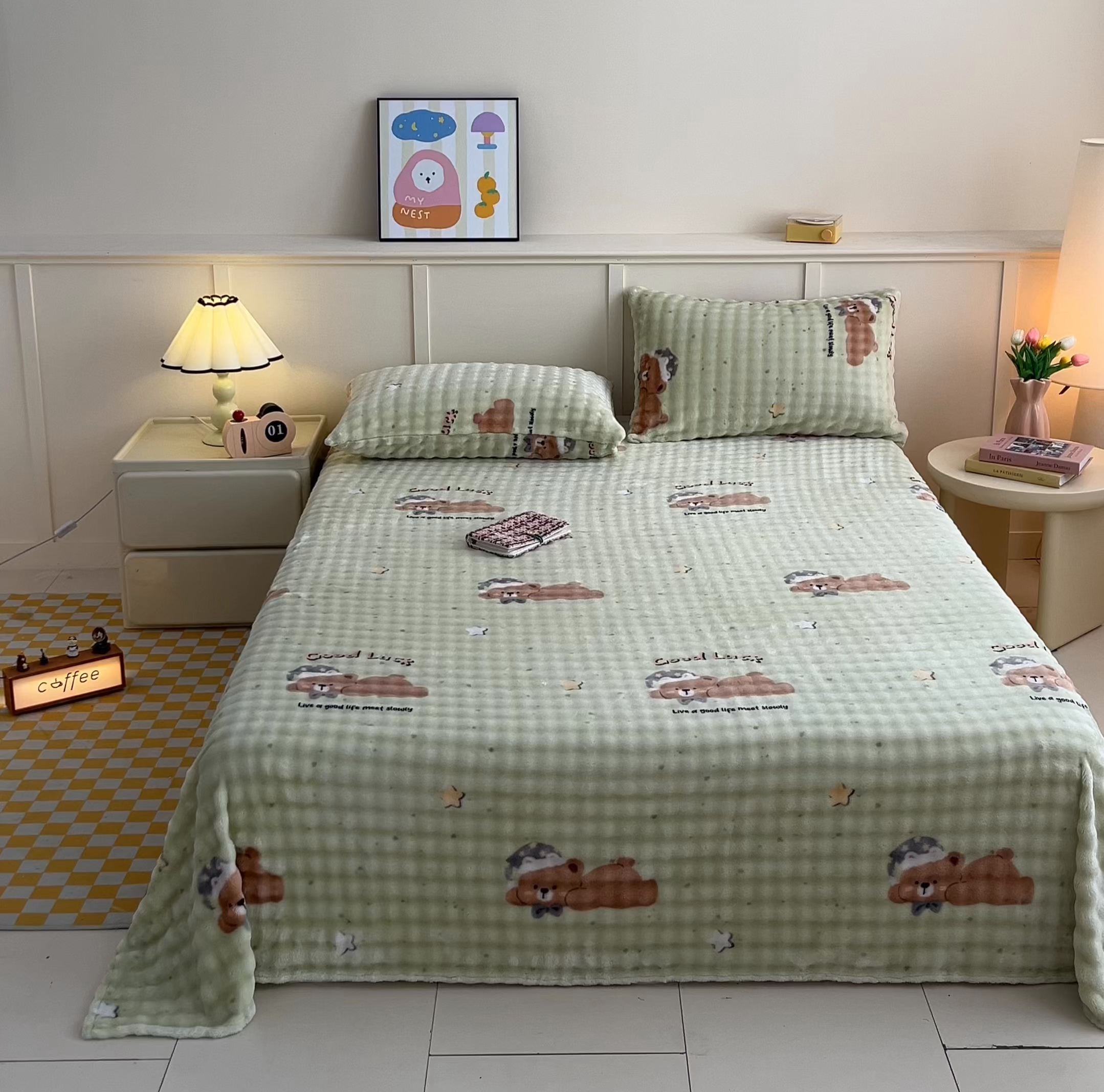 91家纺网 家纺一手货源 找家纺 爱屋及屋 2025新款牛奶泡泡绒印花单床单 床单单件 睡梦小熊