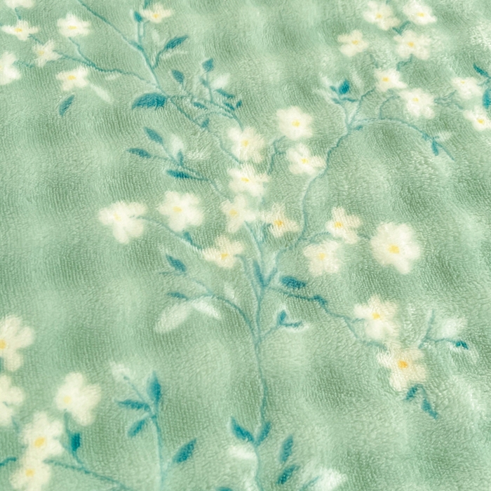 91家纺网 家纺一手货源 找家纺 爱屋及屋 2025新款牛奶泡泡绒印花单床单 床单单件 碎花绿萌