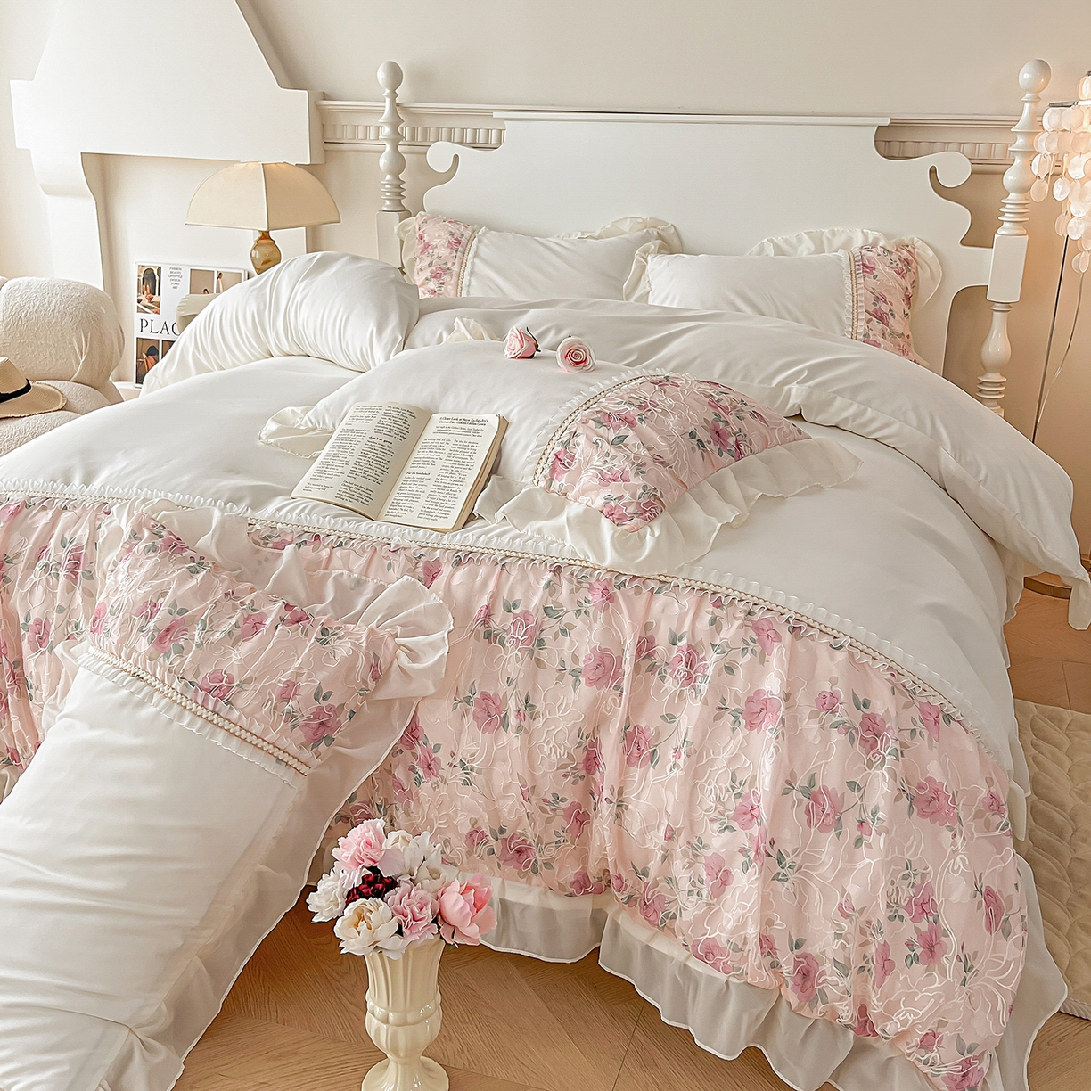 91家纺网 家纺一手货源 找家纺 （总）富宁家纺 2025新款蕾丝刺绣数码印花款四件套-浅影玫瑰