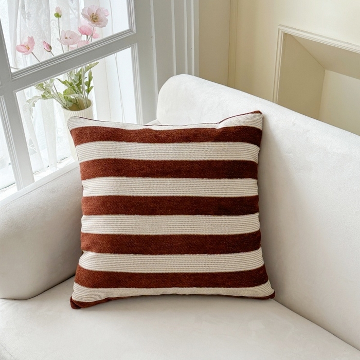 91家纺网 家纺一手货源 找家纺 （总）新奇异 2025新款雪尼尔条纹抱枕