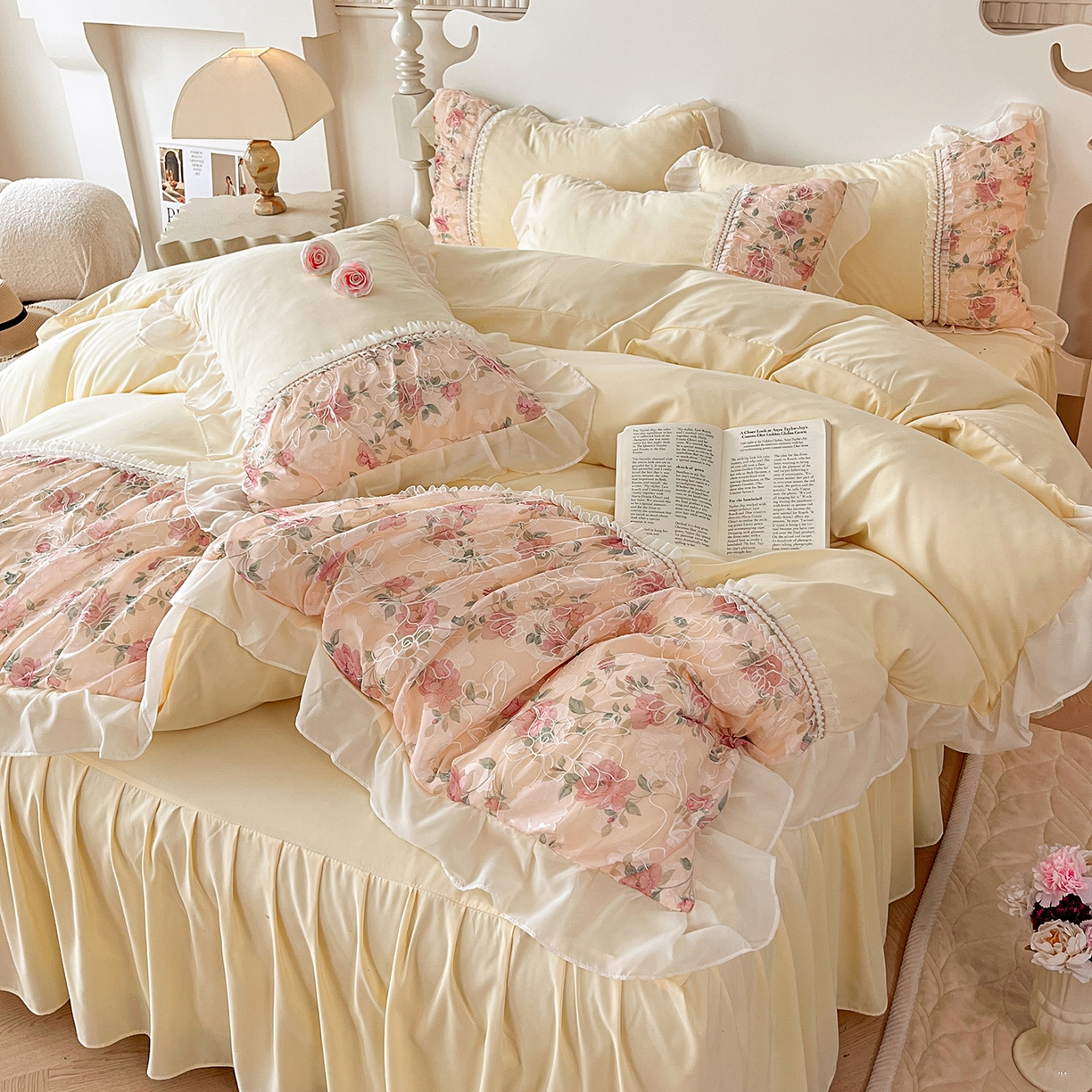 91家纺网 家纺一手货源 找家纺 （总）富宁家纺 2025新款蕾丝刺绣数码印花款四件套-浅影玫瑰