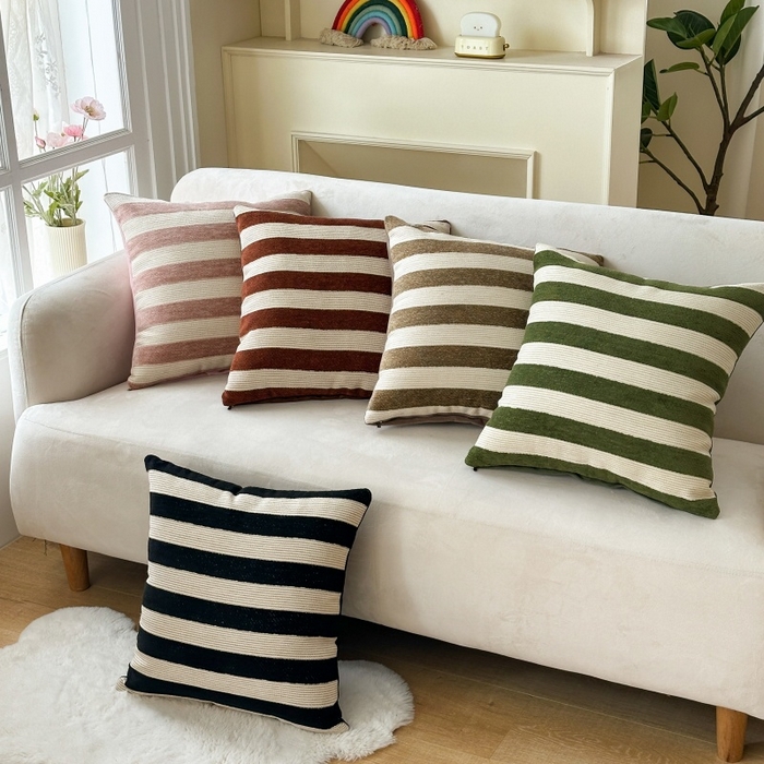 91家纺网 家纺一手货源 找家纺 （总）新奇异 2025新款雪尼尔条纹抱枕