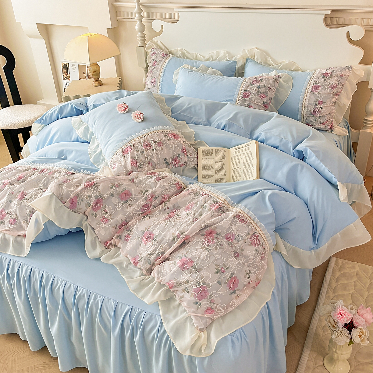 91家纺网 家纺一手货源 找家纺 （总）富宁家纺 2025新款蕾丝刺绣数码印花款四件套-浅影玫瑰